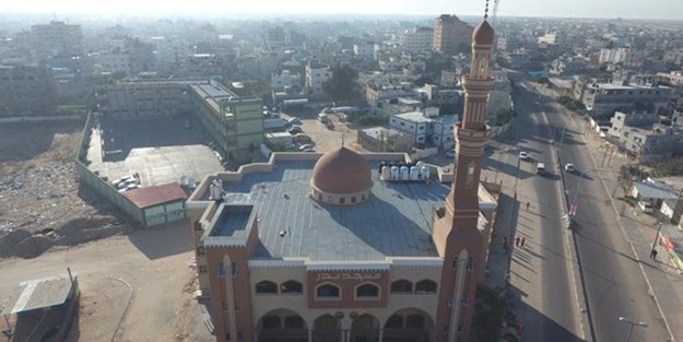 Diyanet Vakfı İsrail'in Filistin'de yıktığı camileri yeniden inşa etti