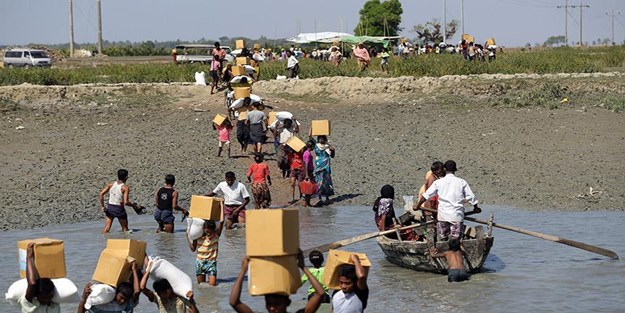 Diyanet Vakfı'nın yardım eli Arakan'da