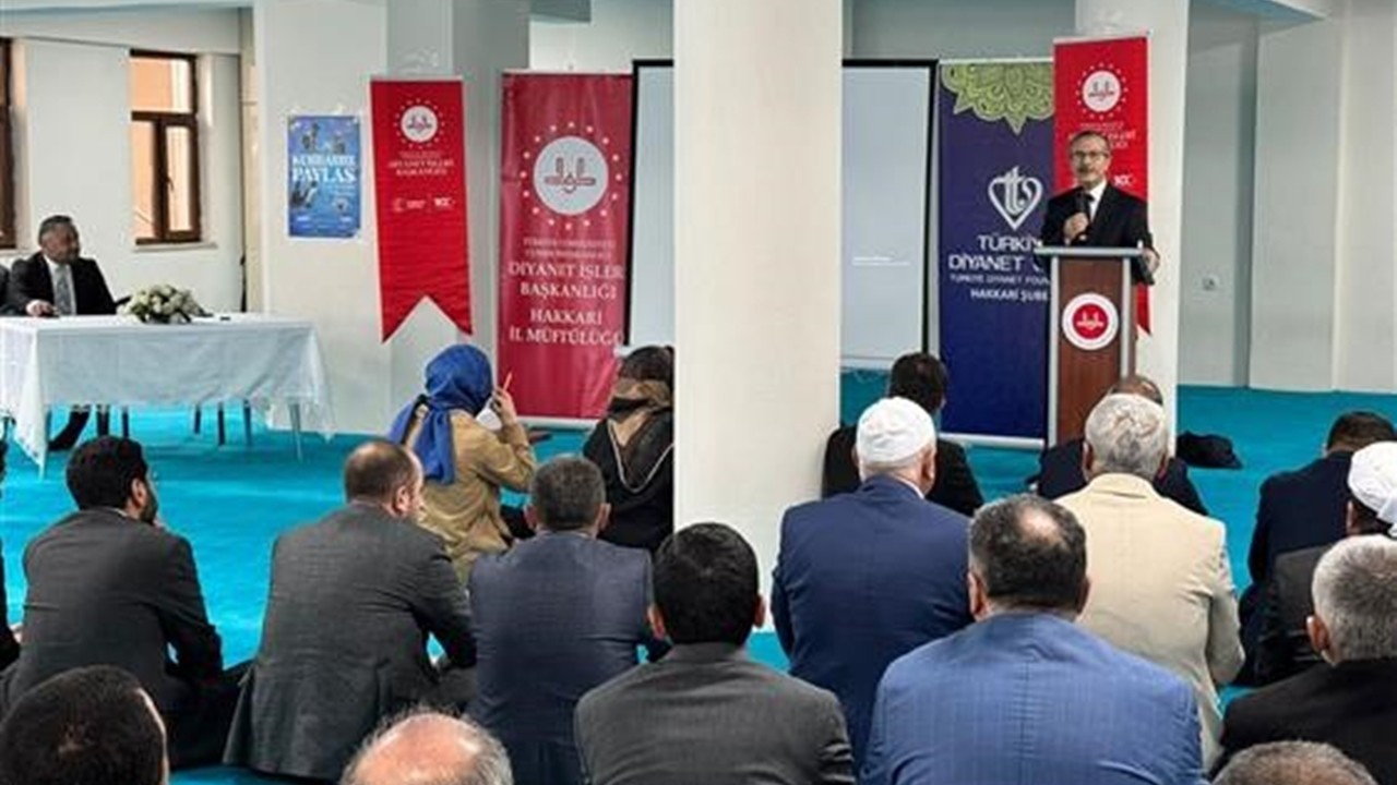 Diyanet Yetkilisi Rüştü İnan, Hakkari’de din görevlileriyle buluştu