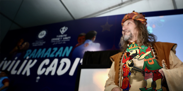Diyanet'in "İyilik Çadırları" depremzede çocukların yüzünü güldürüyor! Dikkat çekti...