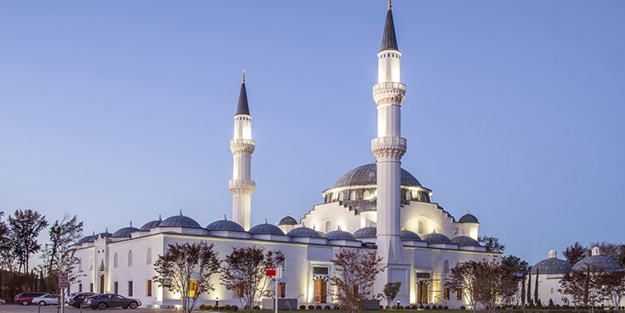 Diyanet'ten ABD'deki merkeze ilişkin açıklama! 'Açılışı 1993'te kararlaştırıldı'