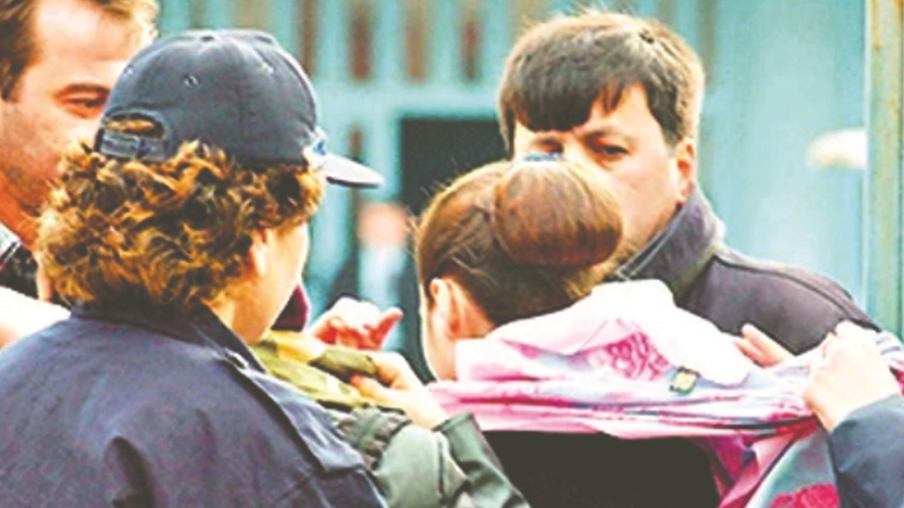 Diyanet’tin tesettür hutbesi azgın azınlığı kudurttu! Örtü düşmanlıkları hiç bitmiyor