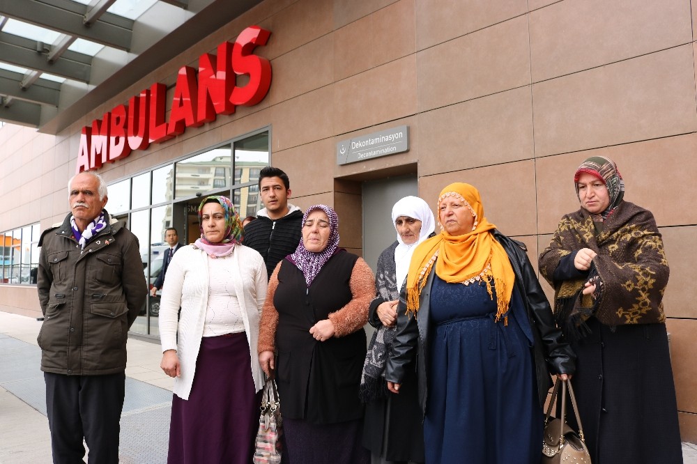 Diyarbakır anneleri depremzedeleri ziyaret etti 