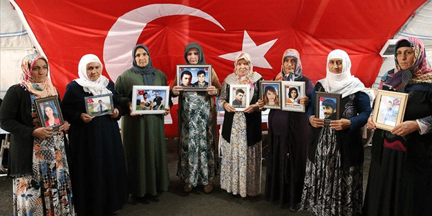 Diyarbakır anneleri, evlatlarının yolunu gözlüyor