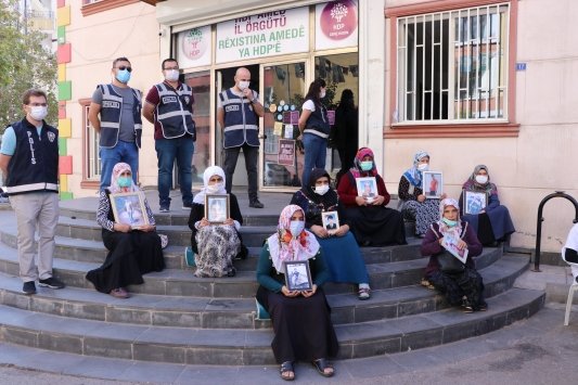 Diyarbakır anneleri kararlı! ‘Onları yerle yeksan edeceğiz!’