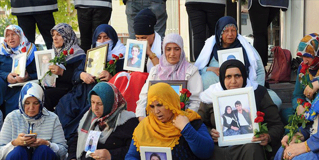 Diyarbakır anneleri kısıtlamada da eylemde