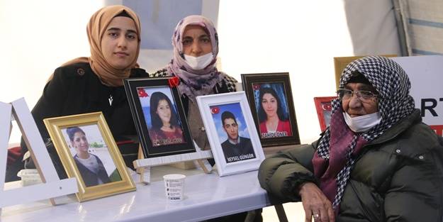 Diyarbakır annelerinden çocuklarına çağrı: Teslim olun