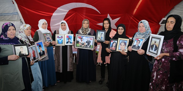 Diyarbakır annelerinden evlatlarına çağrı: Teslim olun