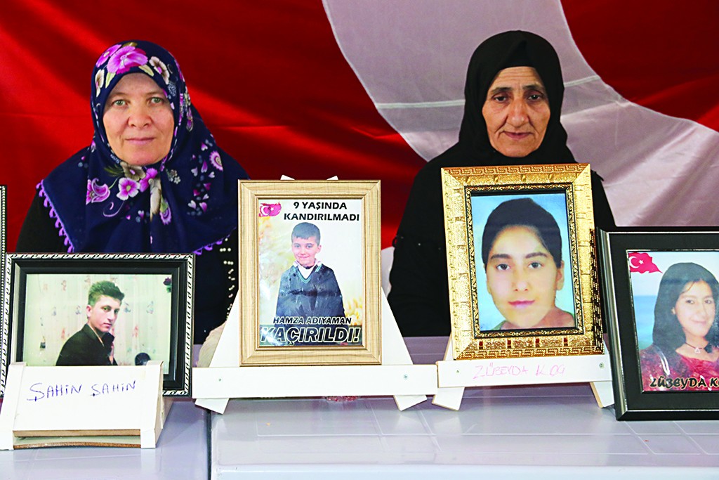 Diyarbakır annelerinden evlatlarına dönün çağrısı