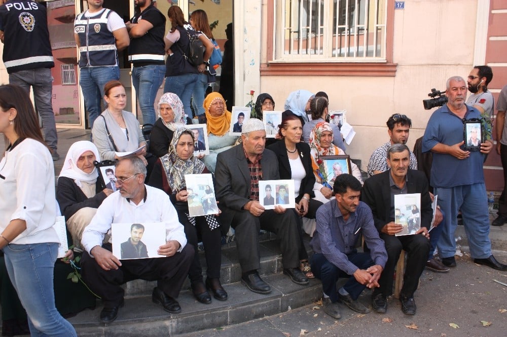 Diyarbakır annelerinin çığlığı ülke sınırlarını aştı 