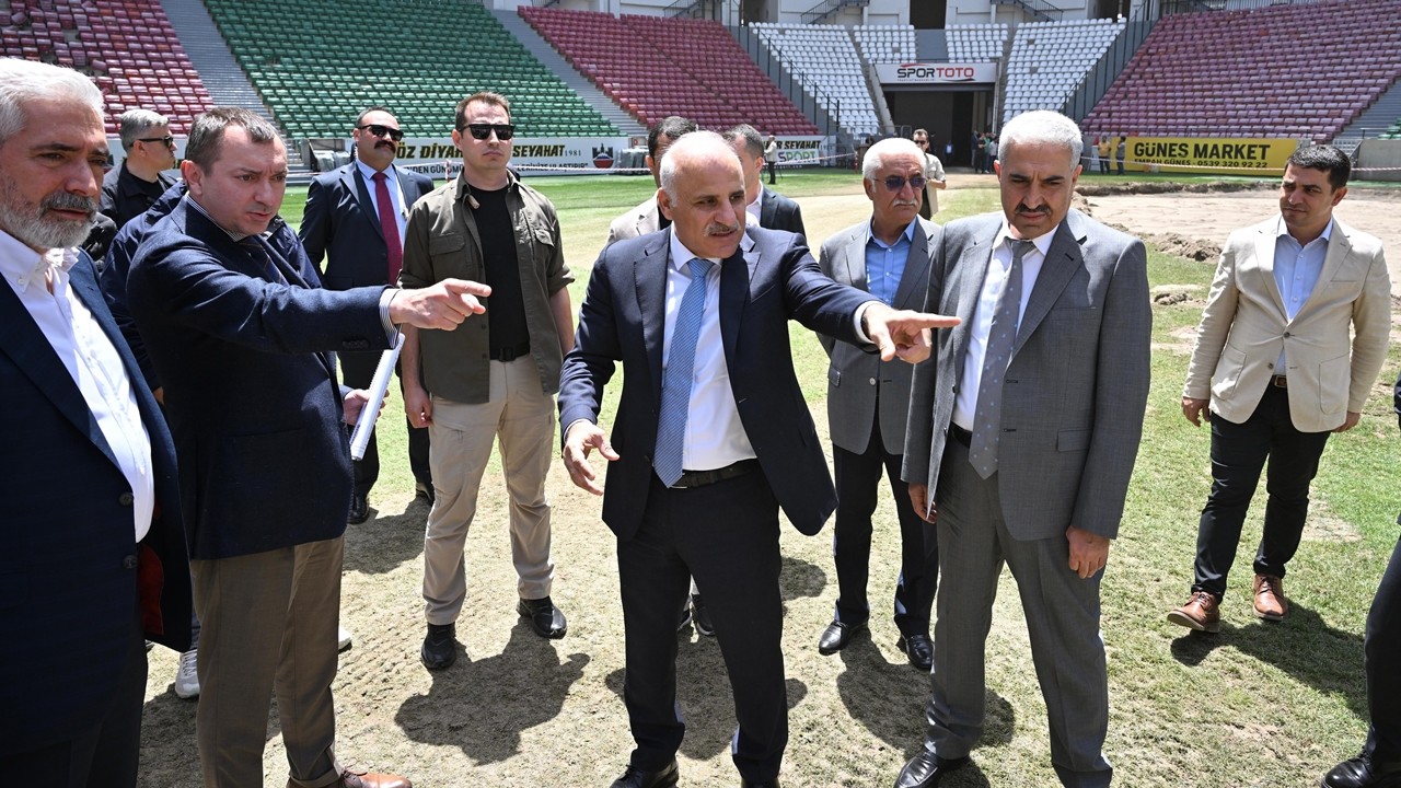 Diyarbakır Atatürk Stadyumu’nun zemini yenileniyor