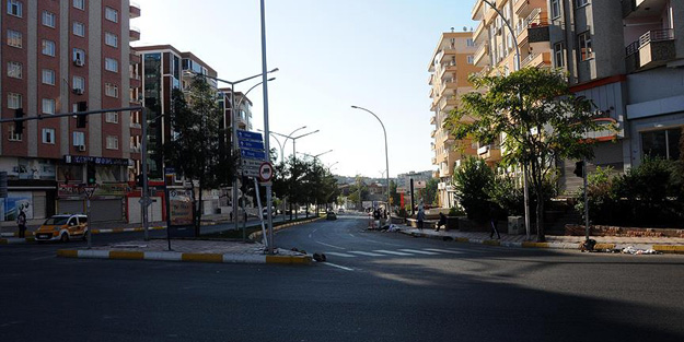 Diyarbakır Hazro'da sokağa çıkma yasağı ilan edildi