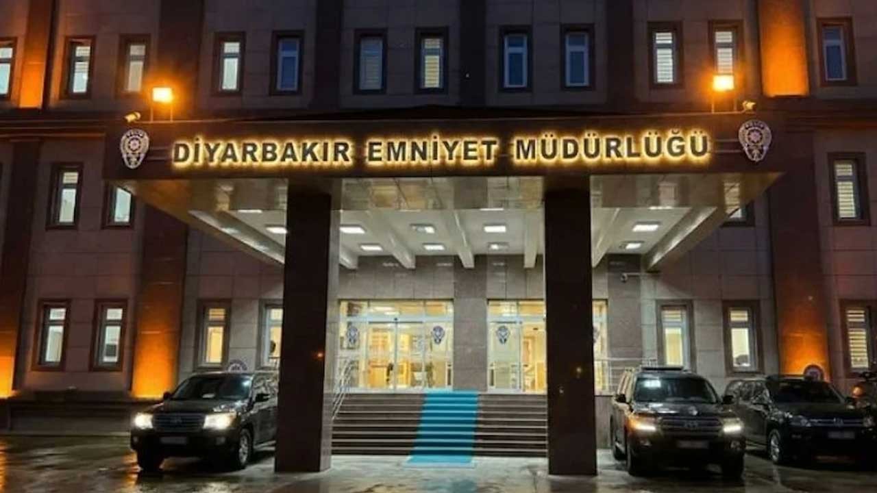 Diyarbakır İl Emniyet Müdürlüğü'ne kalleş saldırı
