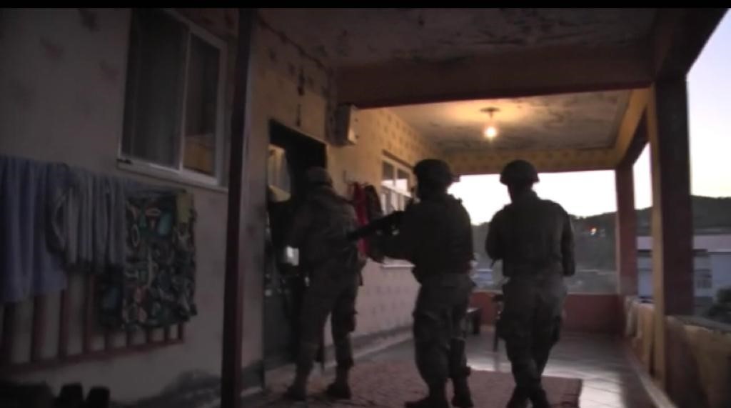 Diyarbakır merkezli 10 ilde PKK-KCK operasyon: 16 gözaltı