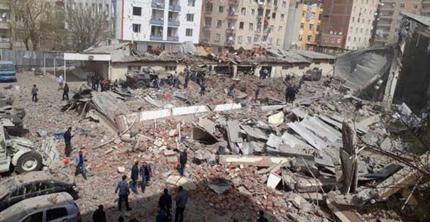 Diyarbakır saldırısını PKK üstlendi!
