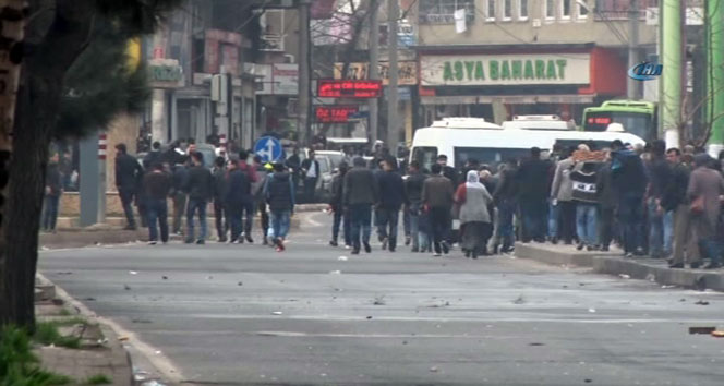 Diyarbakır savaş alanına döndü: 1 ağır yaralı