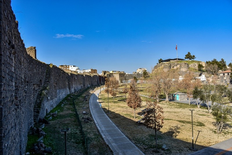 Diyarbakır sessizliğe büründü!