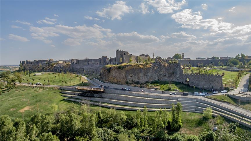 Diyarbakır Tarihi surları millet bahçesine kavuştu