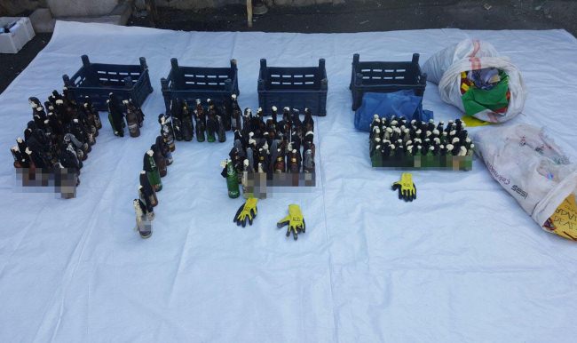 Diyarbakır'da 136 molotof bombası ele geçirildi
