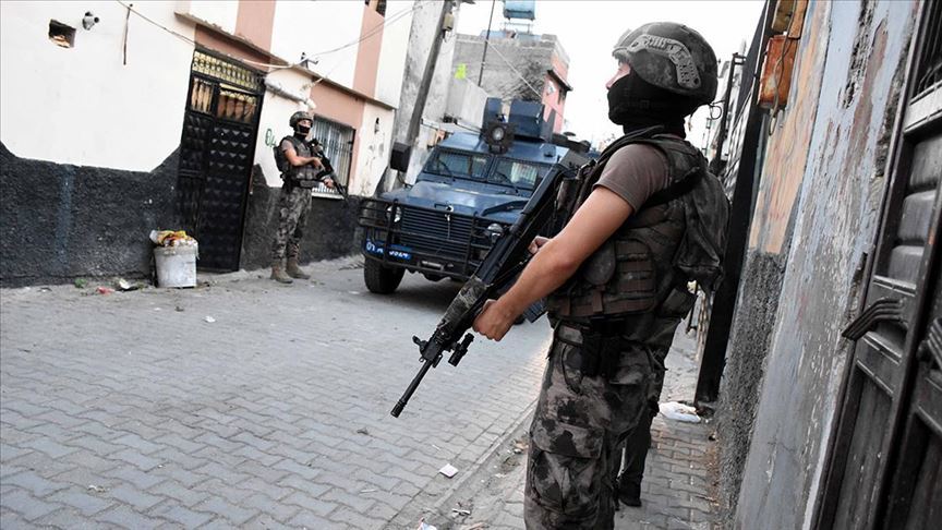 Diyarbakır'da 2 PKK'lı terörist ele geçirildi