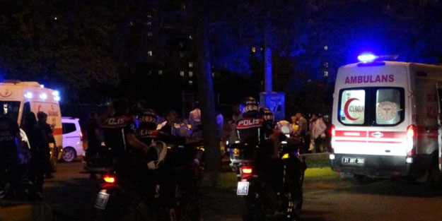 Diyarbakır’da 3 otomobil kazaya karıştı