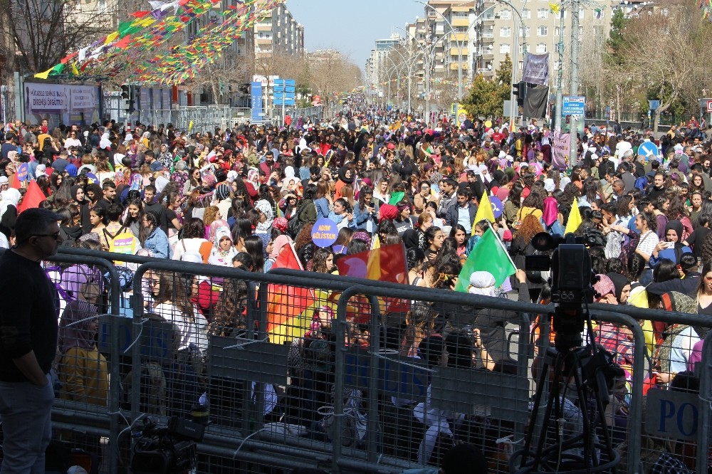 Diyarbakır’da 8 Mart Dünya Kadınlar Günü etkinliği 