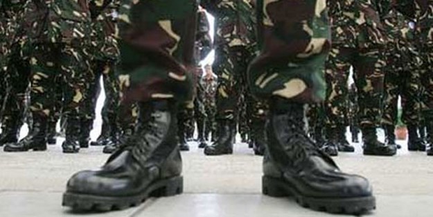 Diyarbakır'da alçak saldırı! 4 asker yaralandı