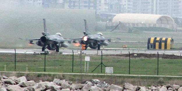 Diyarbakır'da alçak uçuş paniğe neden oldu