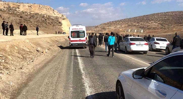 Askeri aracın geçişinden sonra patlama!