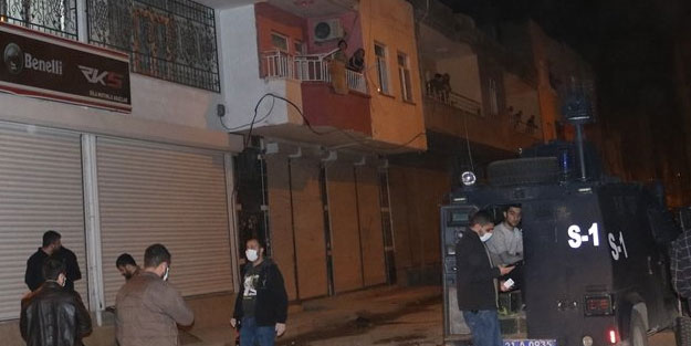 Diyarbakır'da balkona çıkan adam başından vuruldu