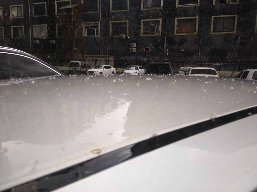 Diyarbakır’da dolu yağışı hayatı olumsuz etkiledi 
