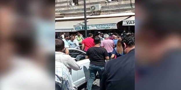 Diyarbakır'da esnaf ve vatandaşlar arasında büyük kavga: 2 yaralı