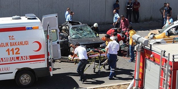 Diyarbakır'da feci kaza