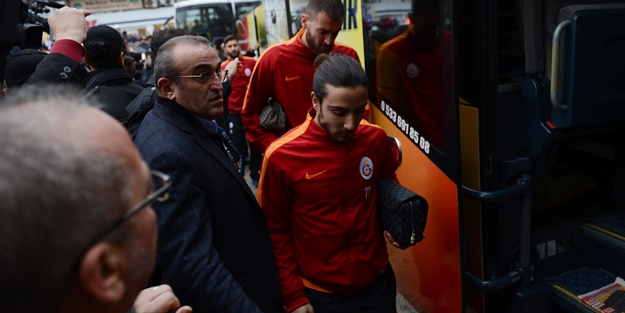 Diyarbakır'da, Galatasaray kafilesine saldırı!