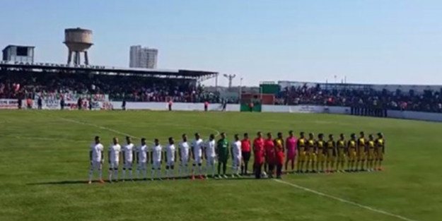 Hainler İstiklal Marşı'nı ıslıkladı!