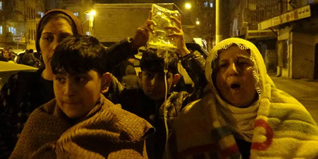 Diyarbakır’da halk sokaklara çıktı! Hastalar serumla kendini dışarı attı