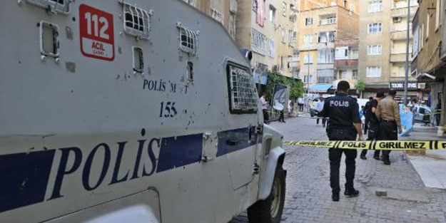Diyarbakır'da hareketli anlar: Ölü ve yararlılar var