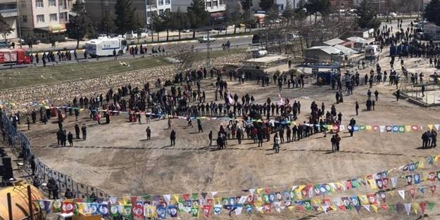 Diyarbakır'da HDP'ye soğuk duş!