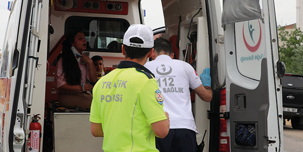 Diyarbakır'da iki kazanın sonucu 29 yaralı!