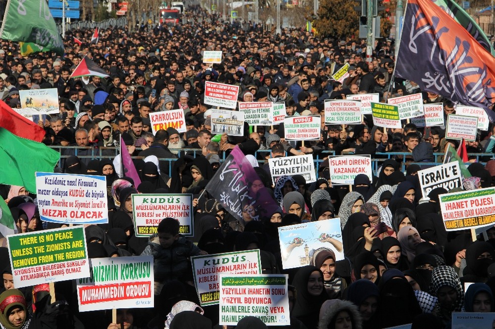 Diyarbakır’da ’Kudüs bizimdir’ mitingi 