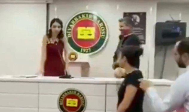 Diyarbakır'da Kürtçe yemin provokasyonu! İnfiale neden oldu