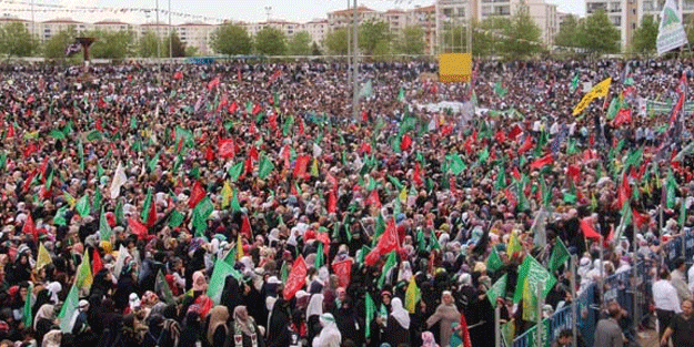 Diyarbakır'da meydanlar doldu taştı!