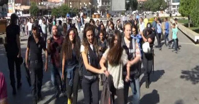 Diyarbakır’da öğrencilere müdahale: 23 kişi gözaltında