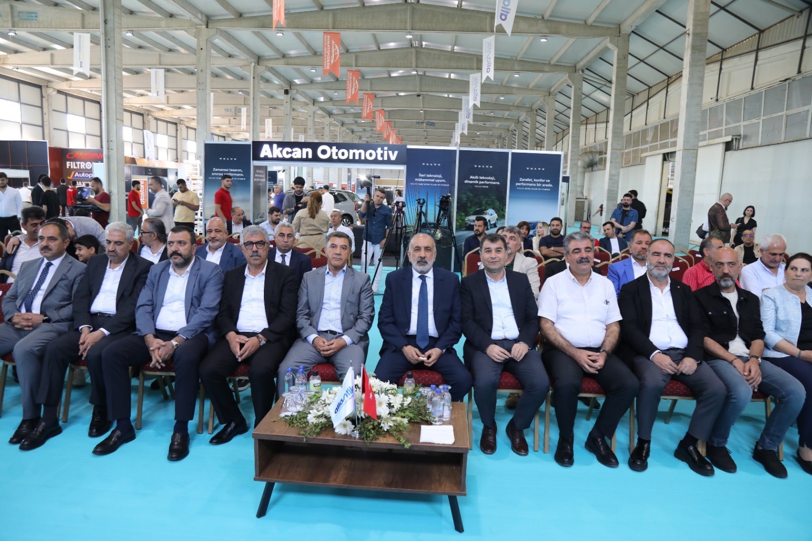 Diyarbakır’da otomobil ve teknoloji rüzgârı! Mezopotamya Otomobil ve Mobilite Fuarı kapılarını açtı