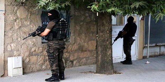Diyarbakır'da terör operasyonu: 7 kişi gözaltına alındı