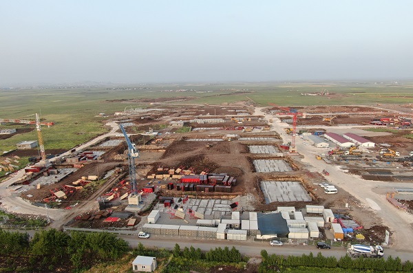 Diyarbakır'da TOKİ konutları için hummalı çalışma