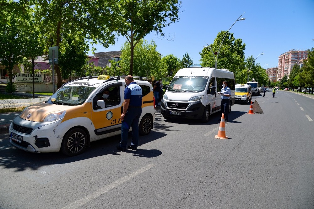 Diyarbakır’da toplu taşıma araçları denetleniyor 