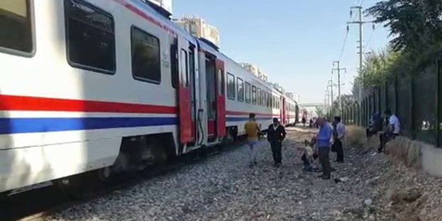 Diyarbakır'da trenin çarptığı şahısa...