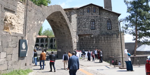 Diyarbakır'da turizm yeniden canlandı
