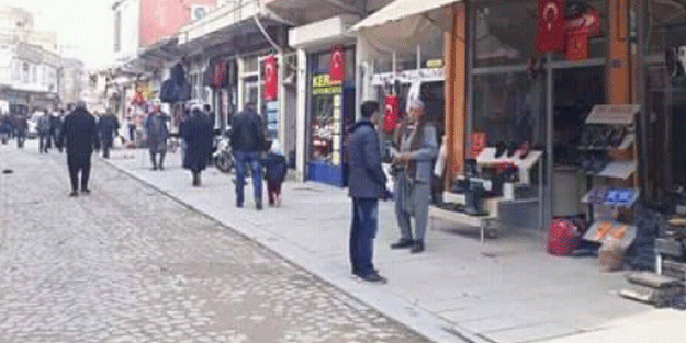 Diyarbakır Türk bayraklarıyla süslendi